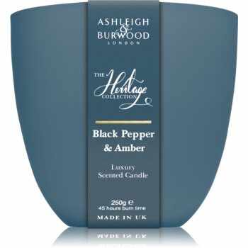Ashleigh & Burwood London The Heritage Collection Black Pepper & Amber lumânare parfumată