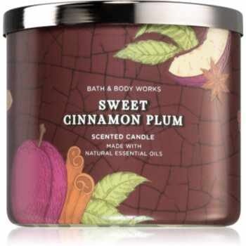 Bath & Body Works Sweet Cinnamon Plum lumânare parfumată