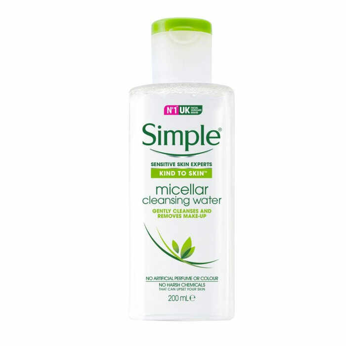 Apa micelara pentru tenul sensibil Simple Kind To Skin Micellar Cleansing Water, 200 ml