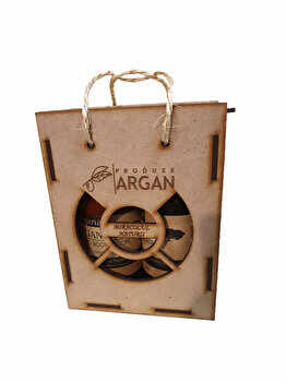 Set cadou rustic cutie lemn Azbane Argana (1 x Lotiune de corp cu ulei de argan, 200 ml + 1 x Ulei de masaj corp cu ulei de argan, 200 ml)